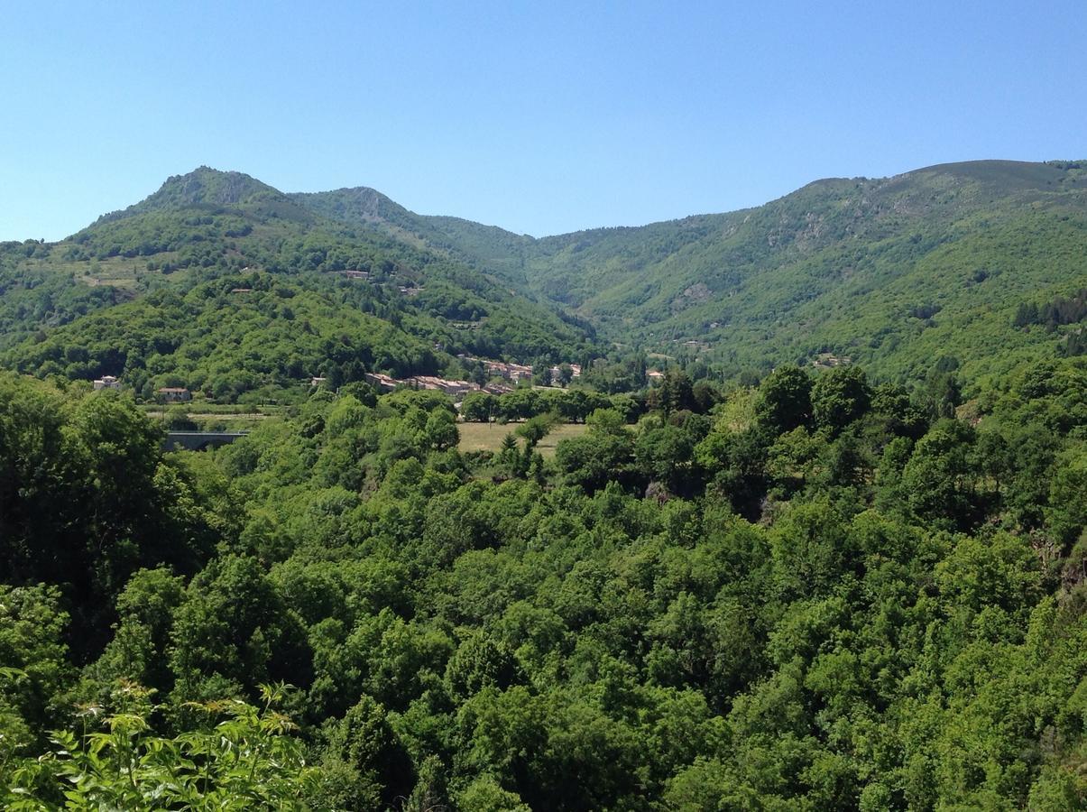 L'Auberge De Montpezat Екстер'єр фото